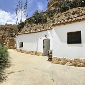 https://cueva-solano.es-andalucia.com